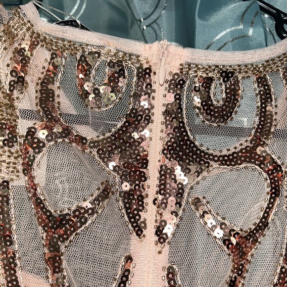 Vvm Curve Formal Dress. Size Medium.  Rose Gold. Sheer Top.  NWT. Has Stretch - Picture 10 of 14